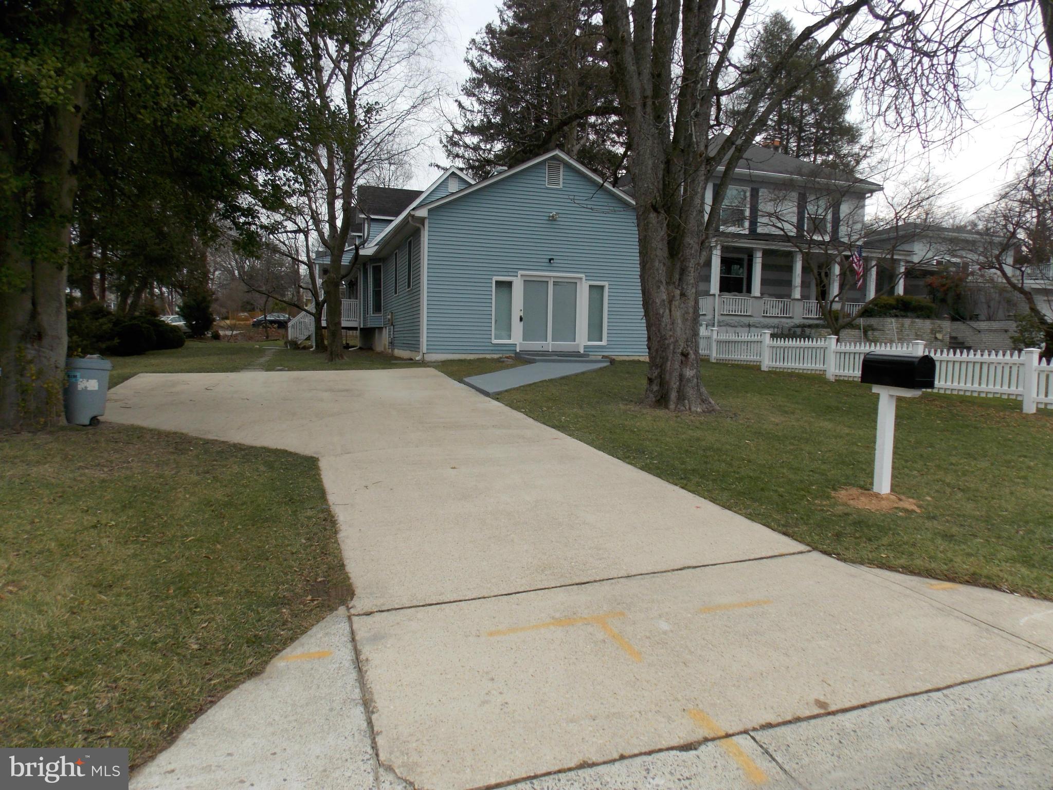 9415 Monroe Street Silver Spring, MD 20910 - Photo 23 of 30 Driveway