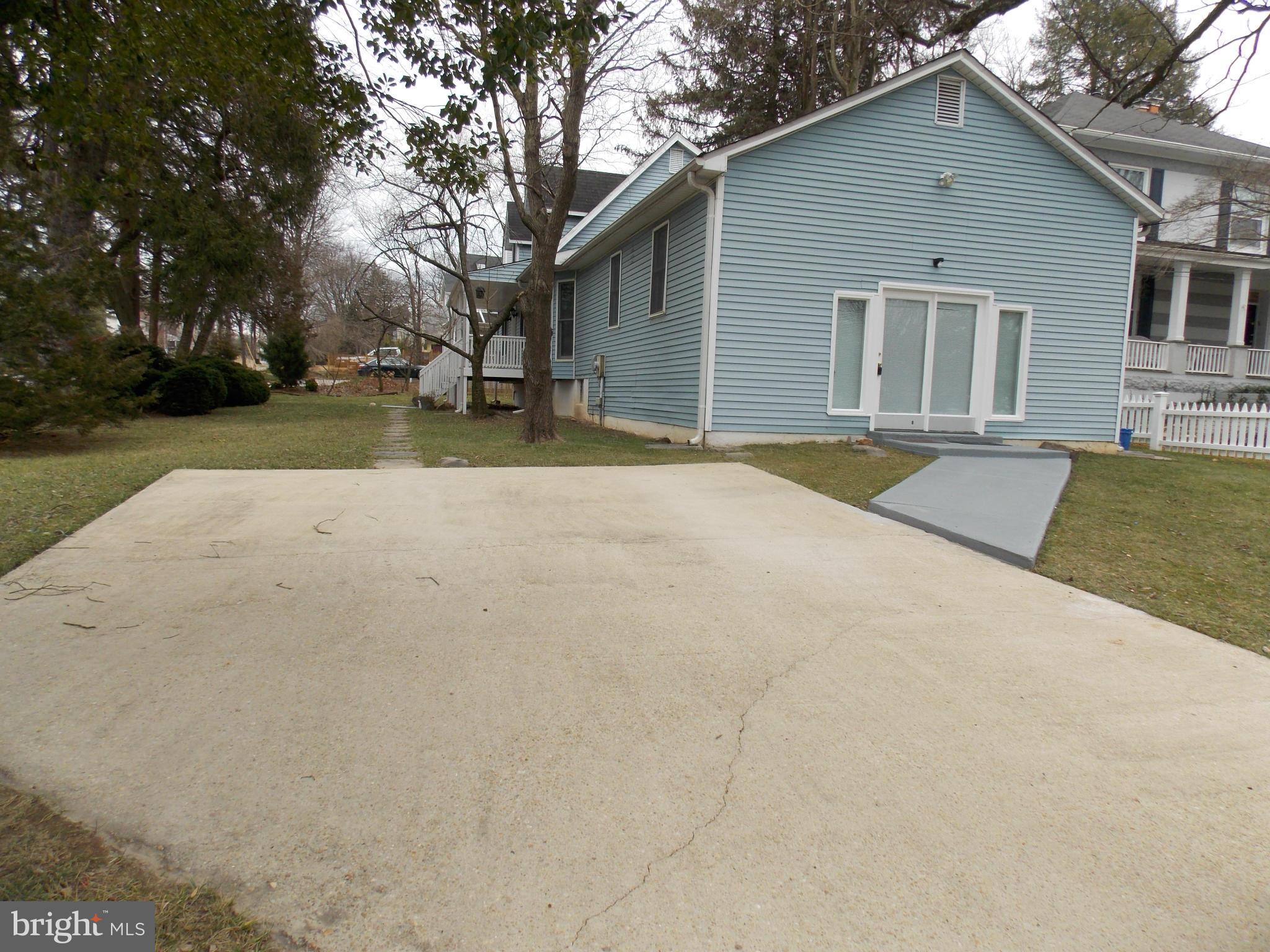 9415 Monroe Street Silver Spring, MD 20910 - Photo 24 of 30 Driveway
