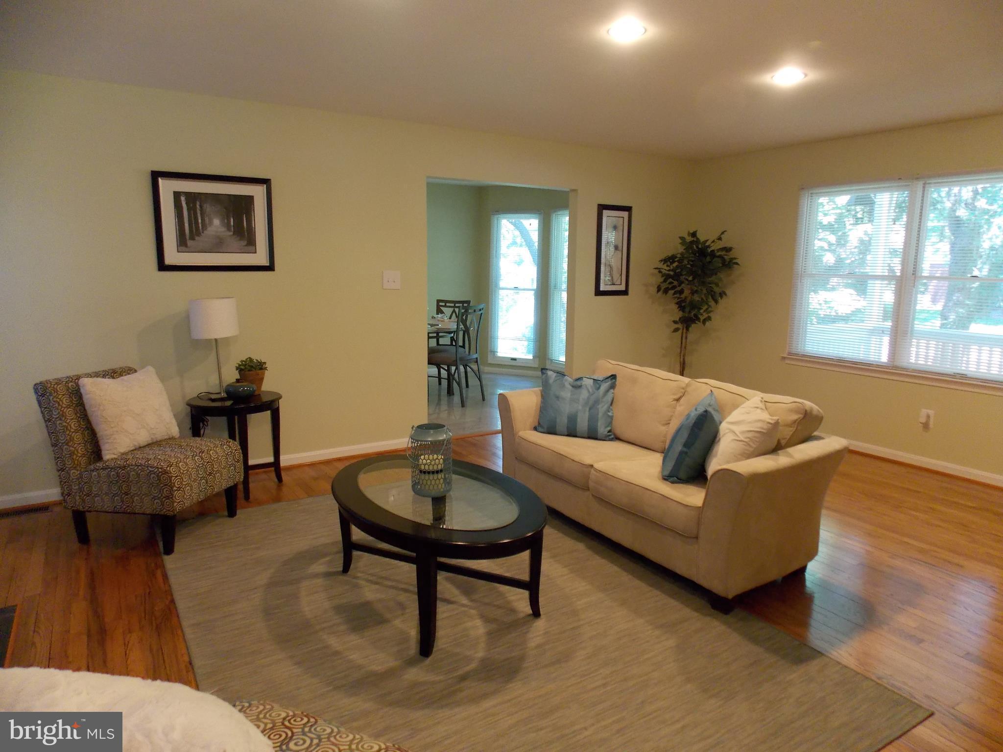 9415 Monroe Street Silver Spring, MD 20910 - Photo 6 of 30 Living Room