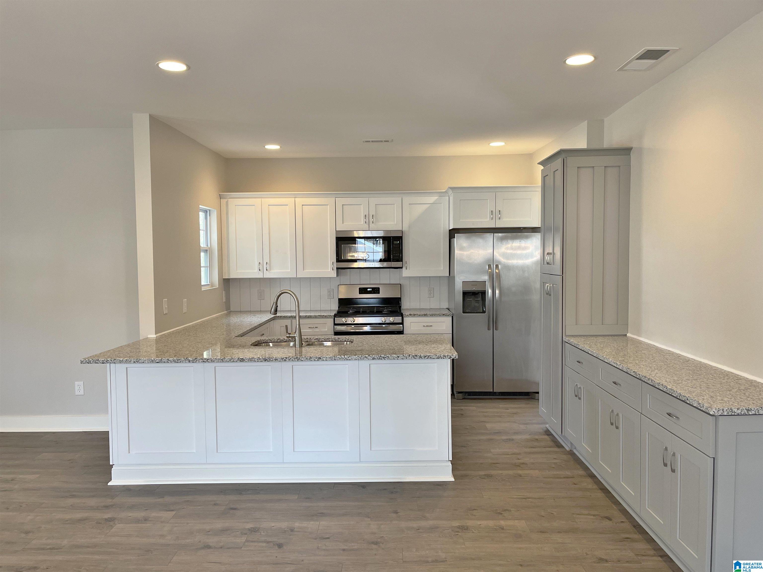 633 Ruffner Road Birmingham, AL 35210 - Photo 7 of 33