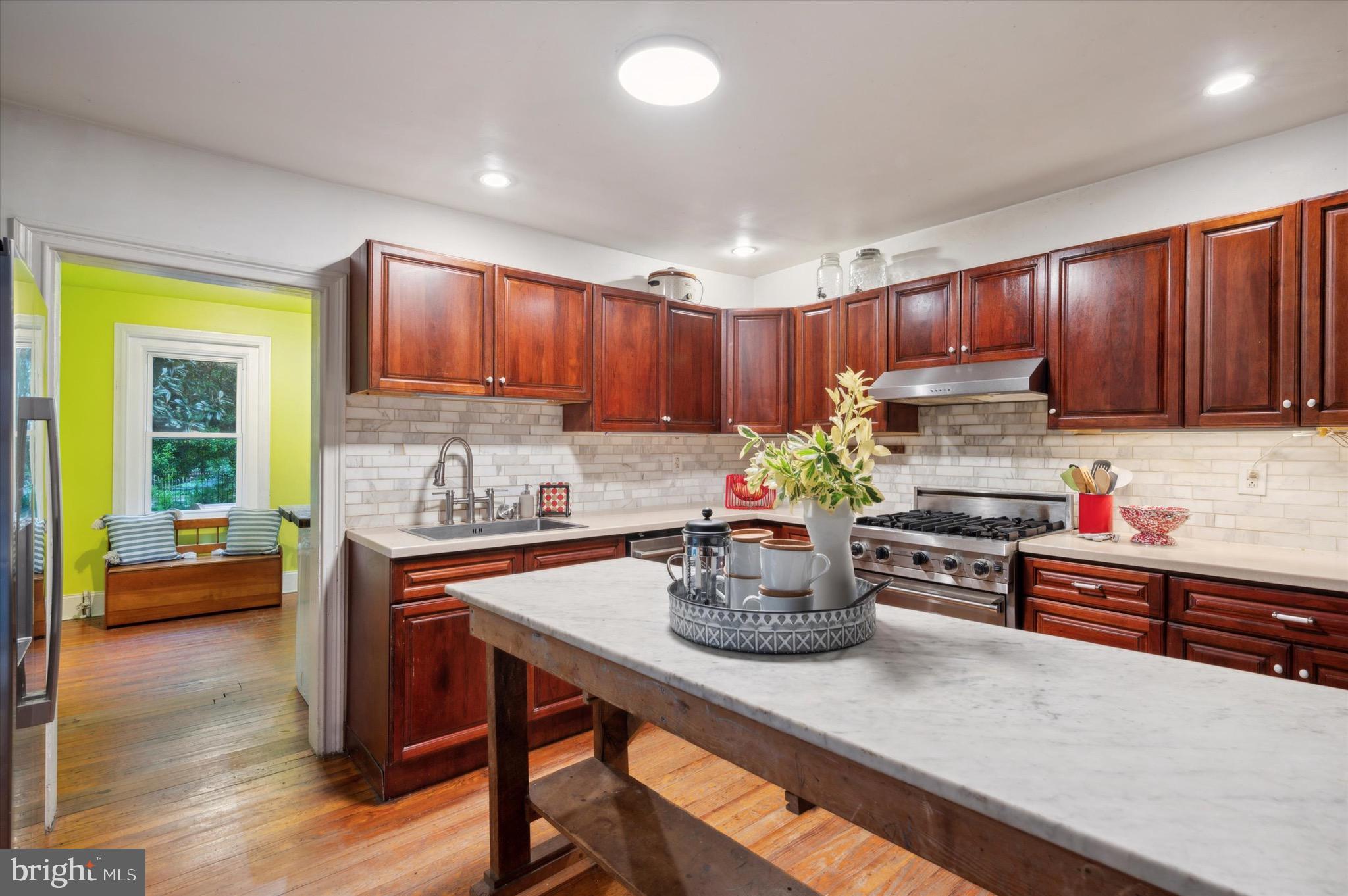 124 West Rittenhouse Street Philadelphia, PA 19144 - Photo 14 of 44 Kitchen