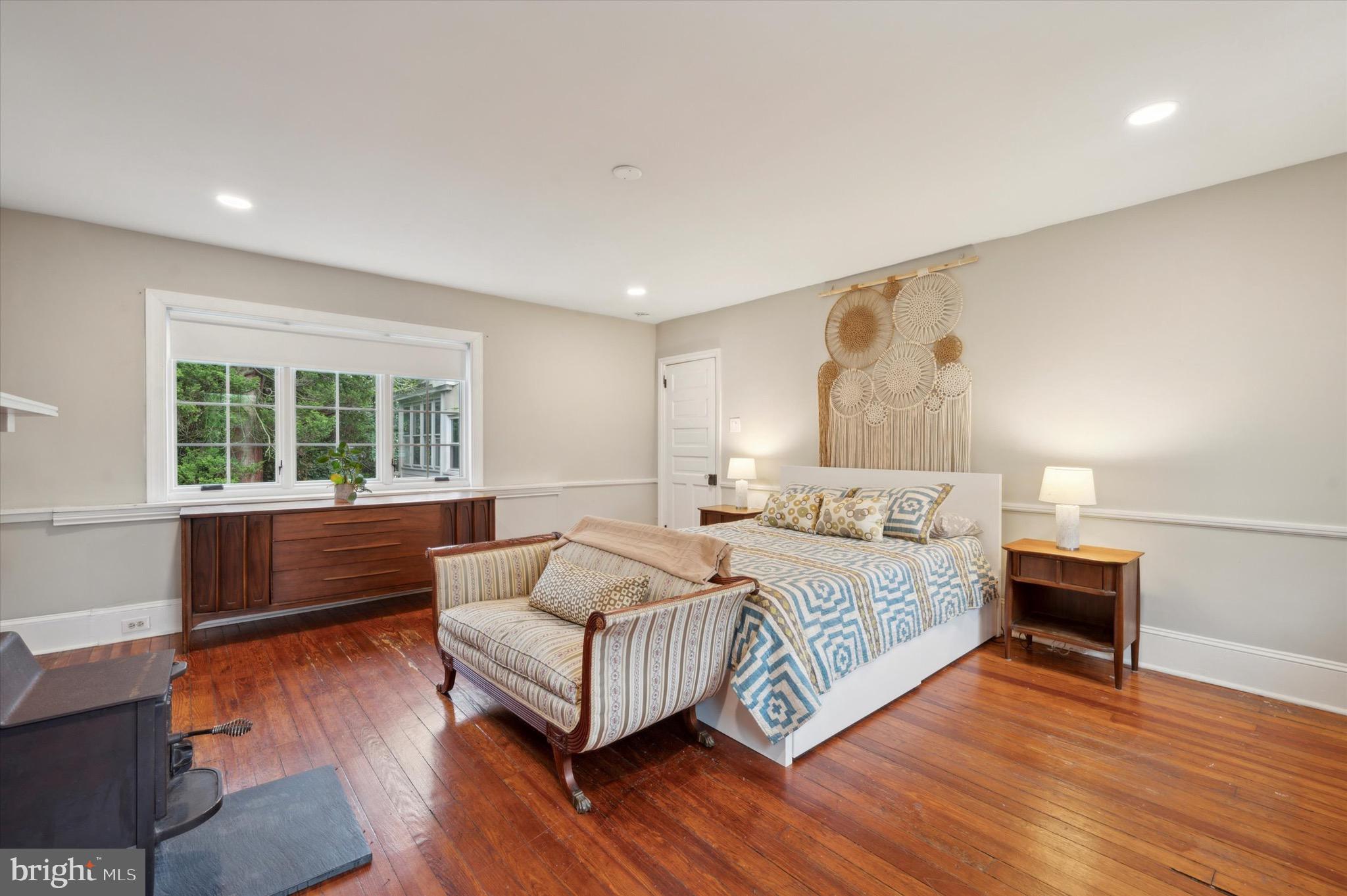 124 West Rittenhouse Street Philadelphia, PA 19144 - Photo 21 of 44 Primary bedroom