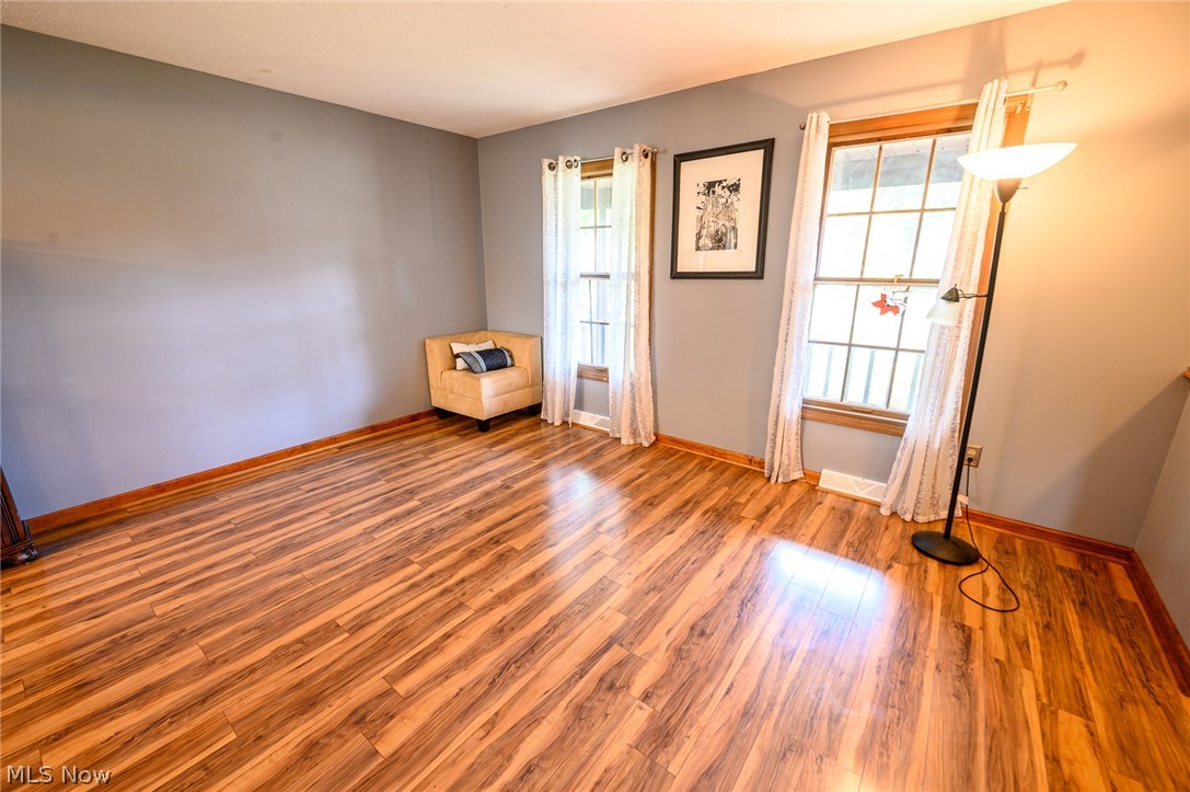 2825 Reeves Road Willoughby, OH 44094 - Photo 3 of 29 Gallery Image 3