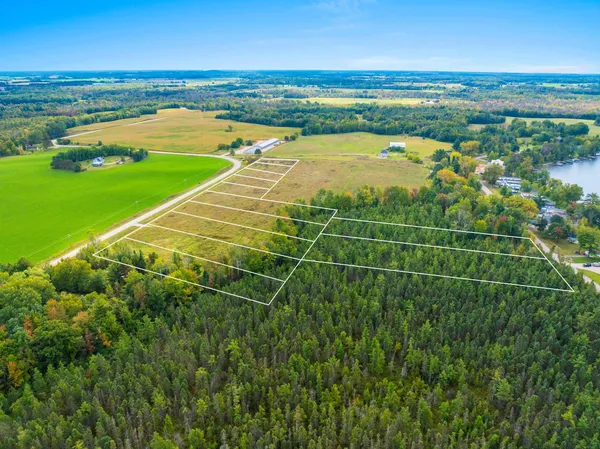 $49,500 | Parkway Road, Unit 7, Pound, WI 54161