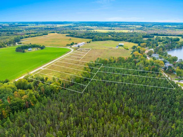 $49,500 | Parkway Road, Unit 7, Pound, WI 54161