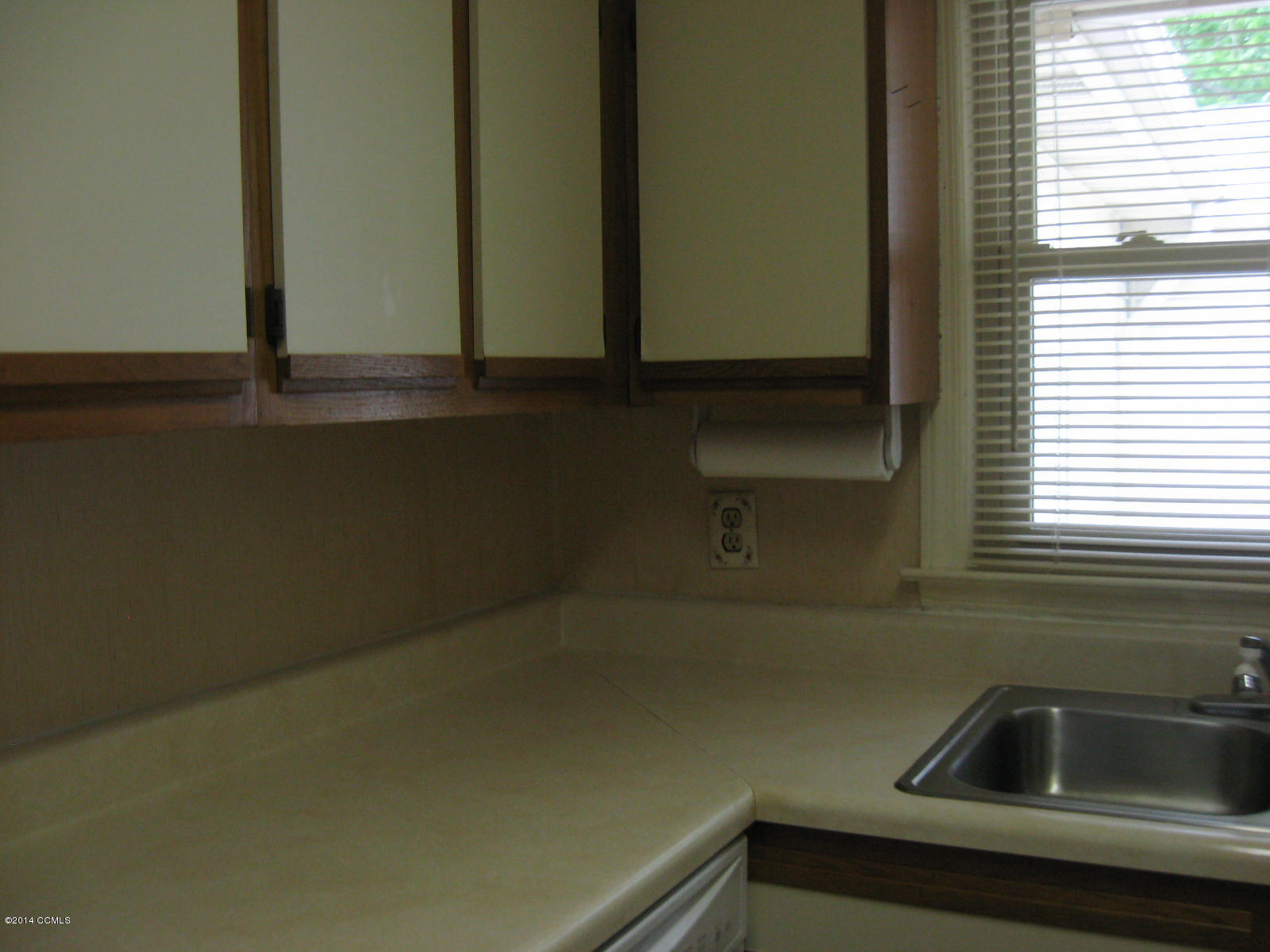 4109 Country Club Road Morehead City, NC 28557 - Photo 12 of 31 Additional View of Kitchen