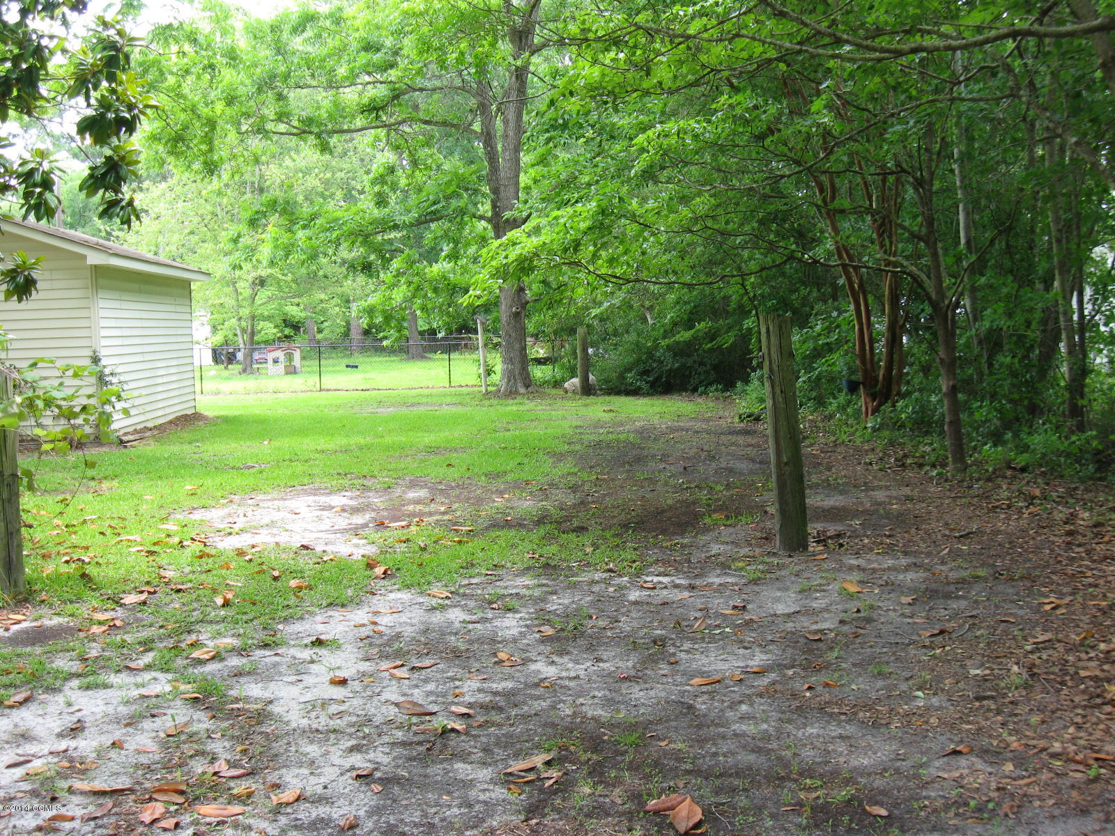 4109 Country Club Road Morehead City, NC 28557 - Photo 30 of 31 Back Yard