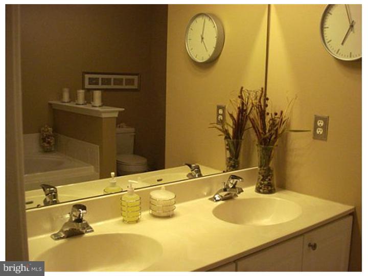 75 Chapel Hill Road Mount Laurel, NJ 08054 - Photo 14 of 24