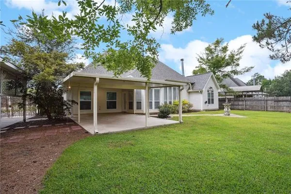 $2,500 | 937 Crestwood Boulevard, Covington, LA 70433