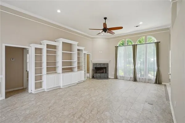 $2,500 | 937 Crestwood Boulevard, Covington, LA 70433