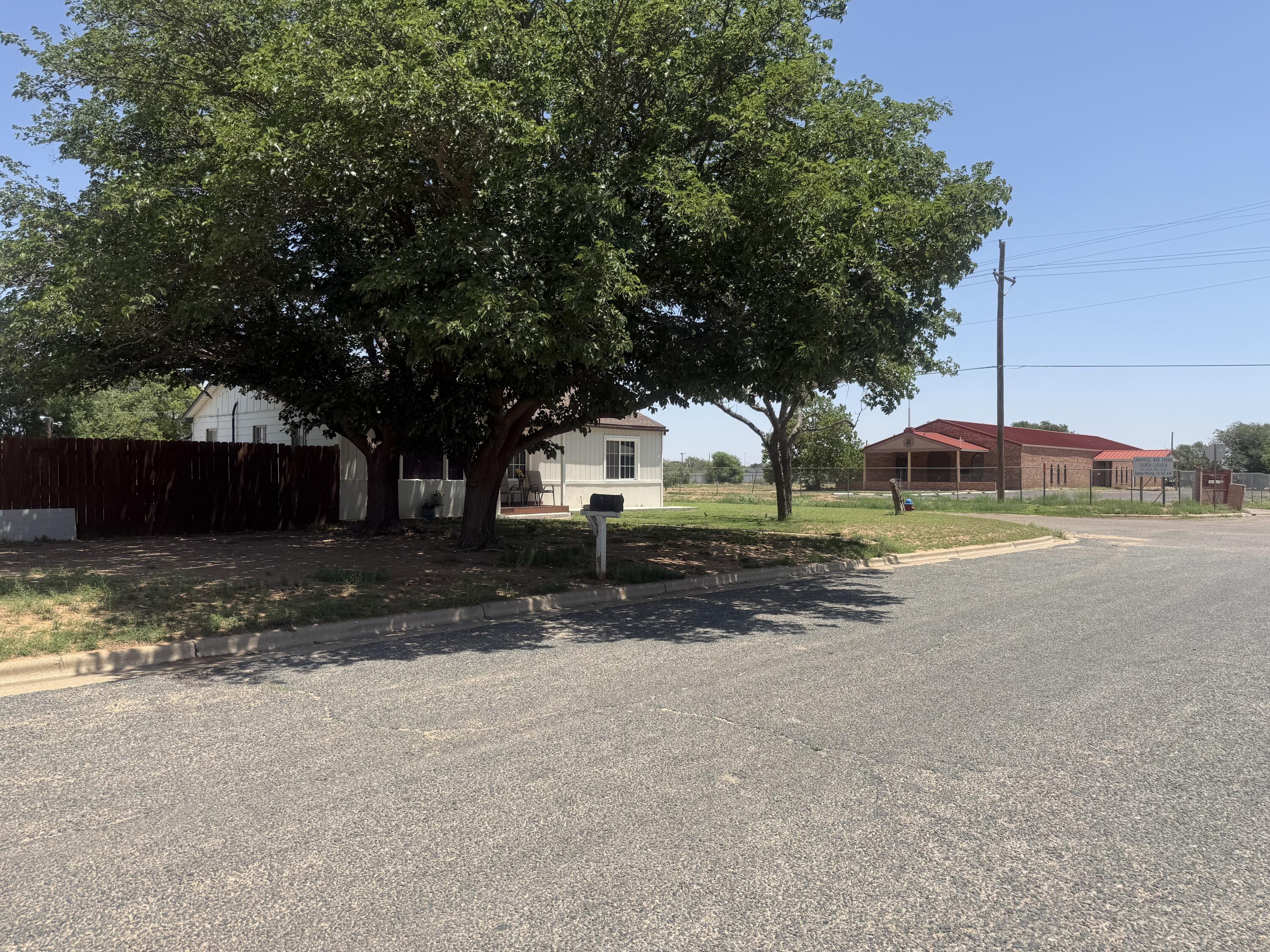 105 81st Street Lubbock, TX 79404 - Photo 22 of 22 105 81st neighbor views 2