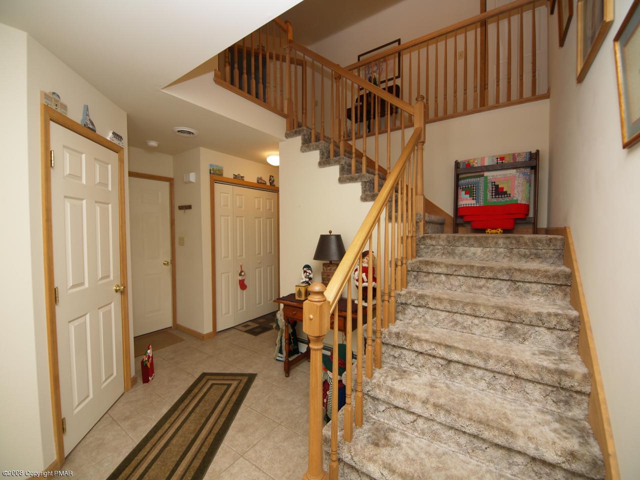 1691 Pine Ridge Lane Effort, PA 18330 - Photo 4 of 22 Staircase