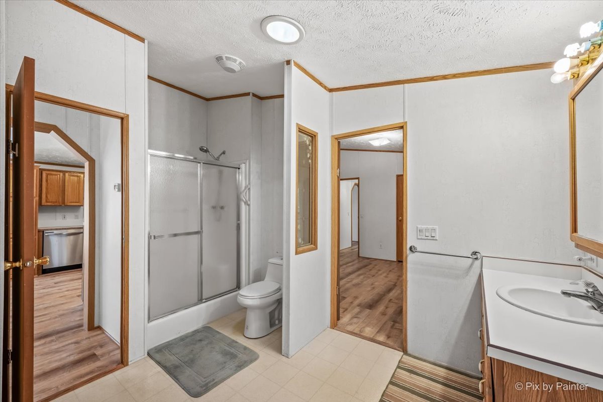 1130 Country Club Road Elgin, IL 60123 - Photo 17 of 33 Gallery Image 17