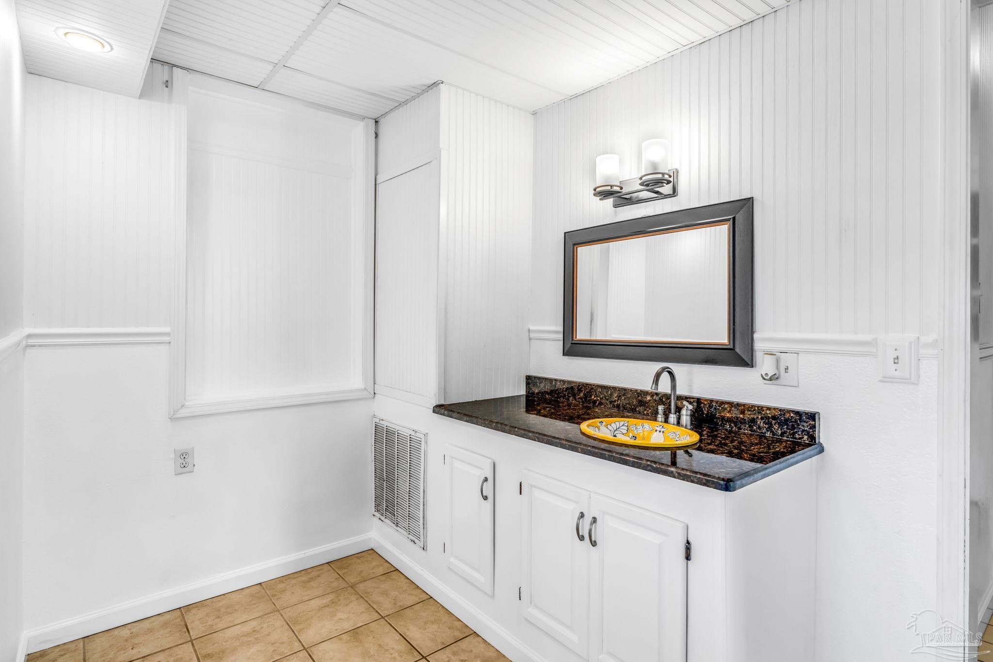 14101 Gorham Road Pensacola, FL 32507 - Photo 44 of 50 Gallery Image 44