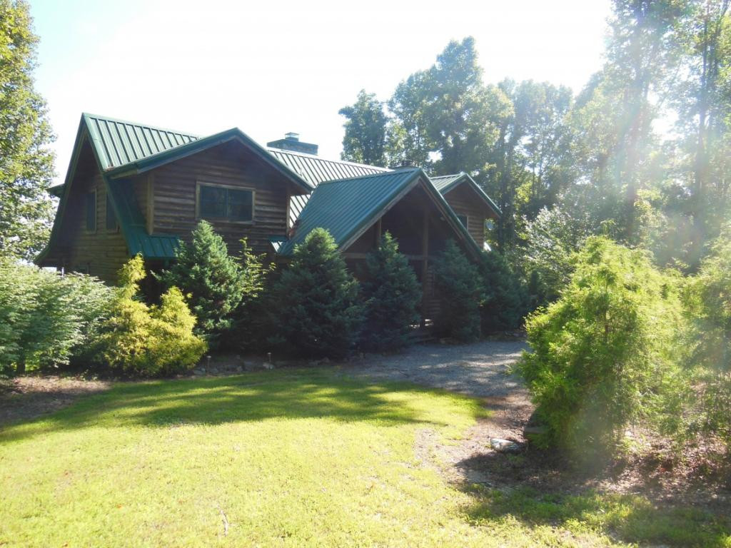 1202 May's Rdg Road Butler, TN 37640 - Photo 1 of 29 Welcome to Mountaintop Living