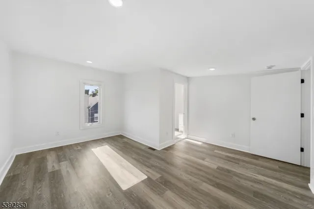 $659,900 | 1119 1/2 Hampton Place, Elizabeth, NJ 07201