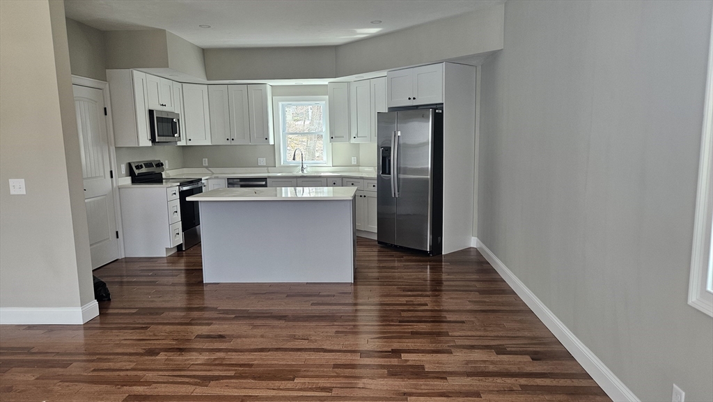 4 Aurora Street Worcester, MA 01607 - Photo 26 of 40 Gallery Image 26
