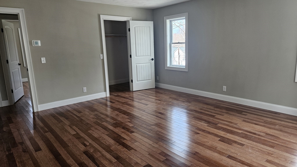4 Aurora Street Worcester, MA 01607 - Photo 9 of 40 Gallery Image 9