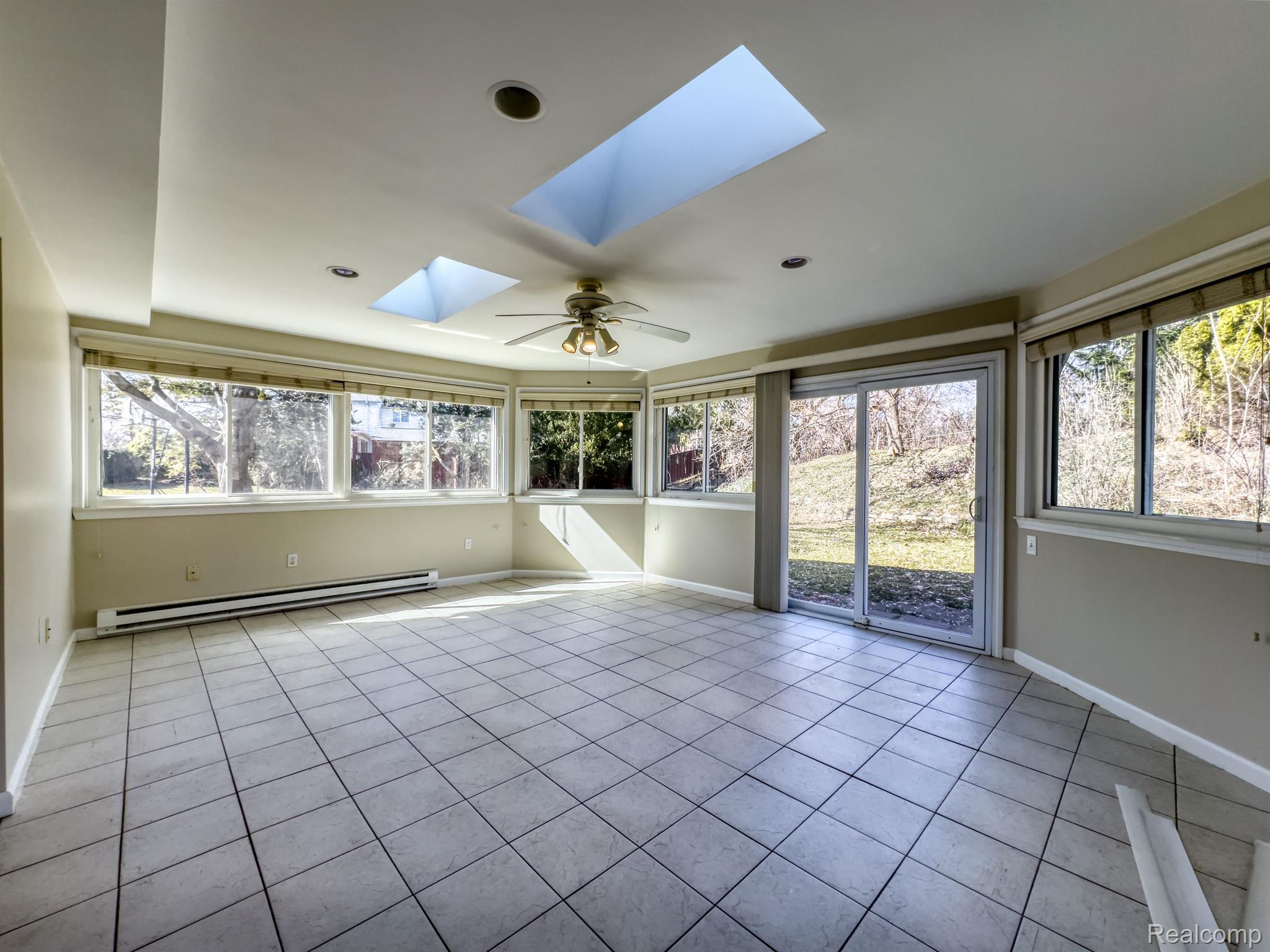 723 Foxhall Road Bloomfield Hills, MI 48304 - Photo 13 of 37 Gallery Image 13