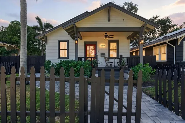 a front view of house with yard