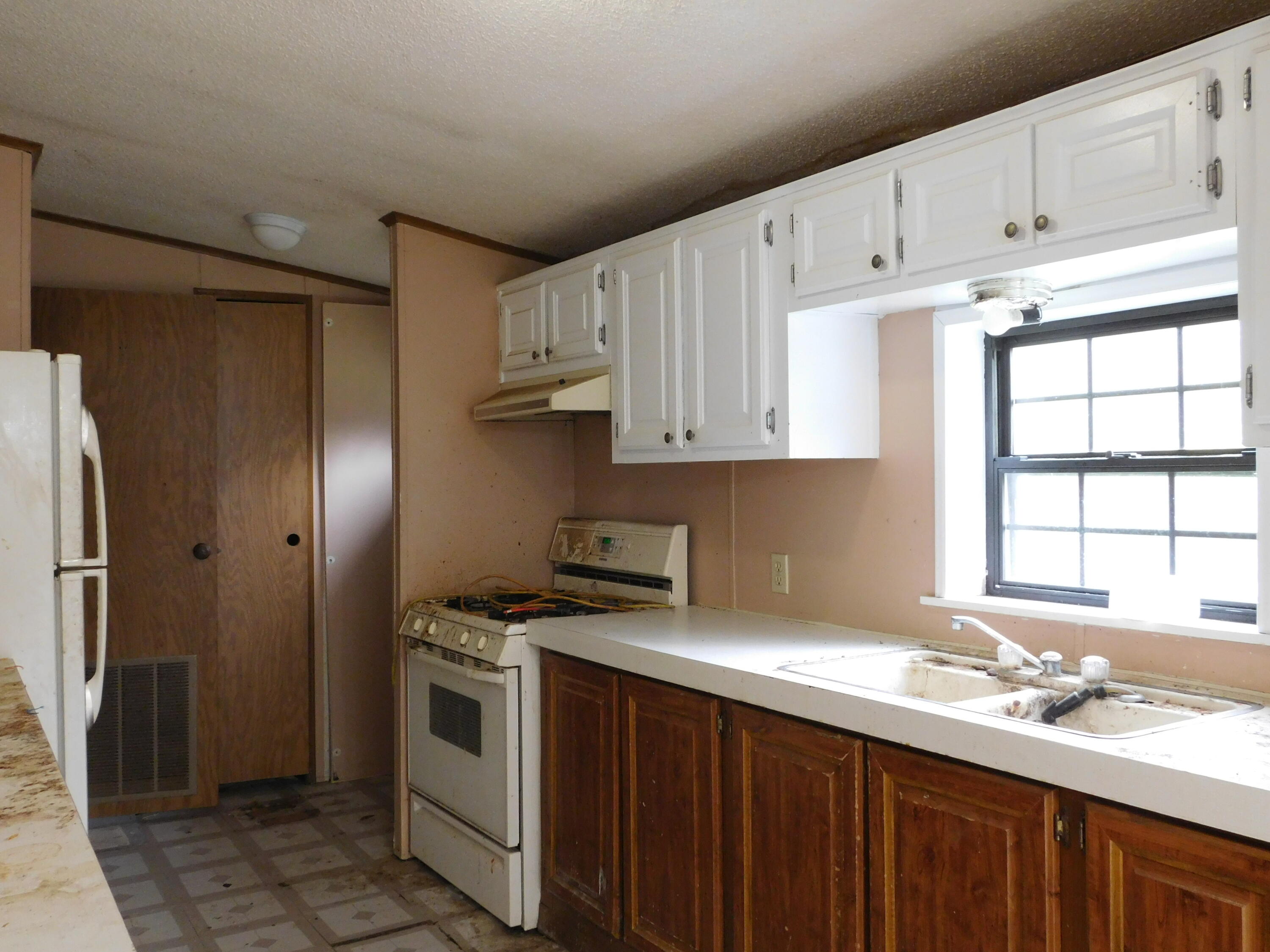 14540 Schroeder Road St. Charles, MI 48655 - Photo 10 of 45 DSCN8640