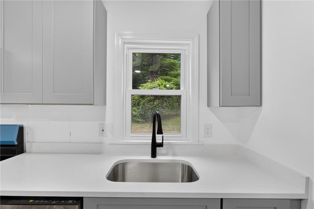 5 Lee's Lane Glocester, RI 02814 - Photo 24 of 48
