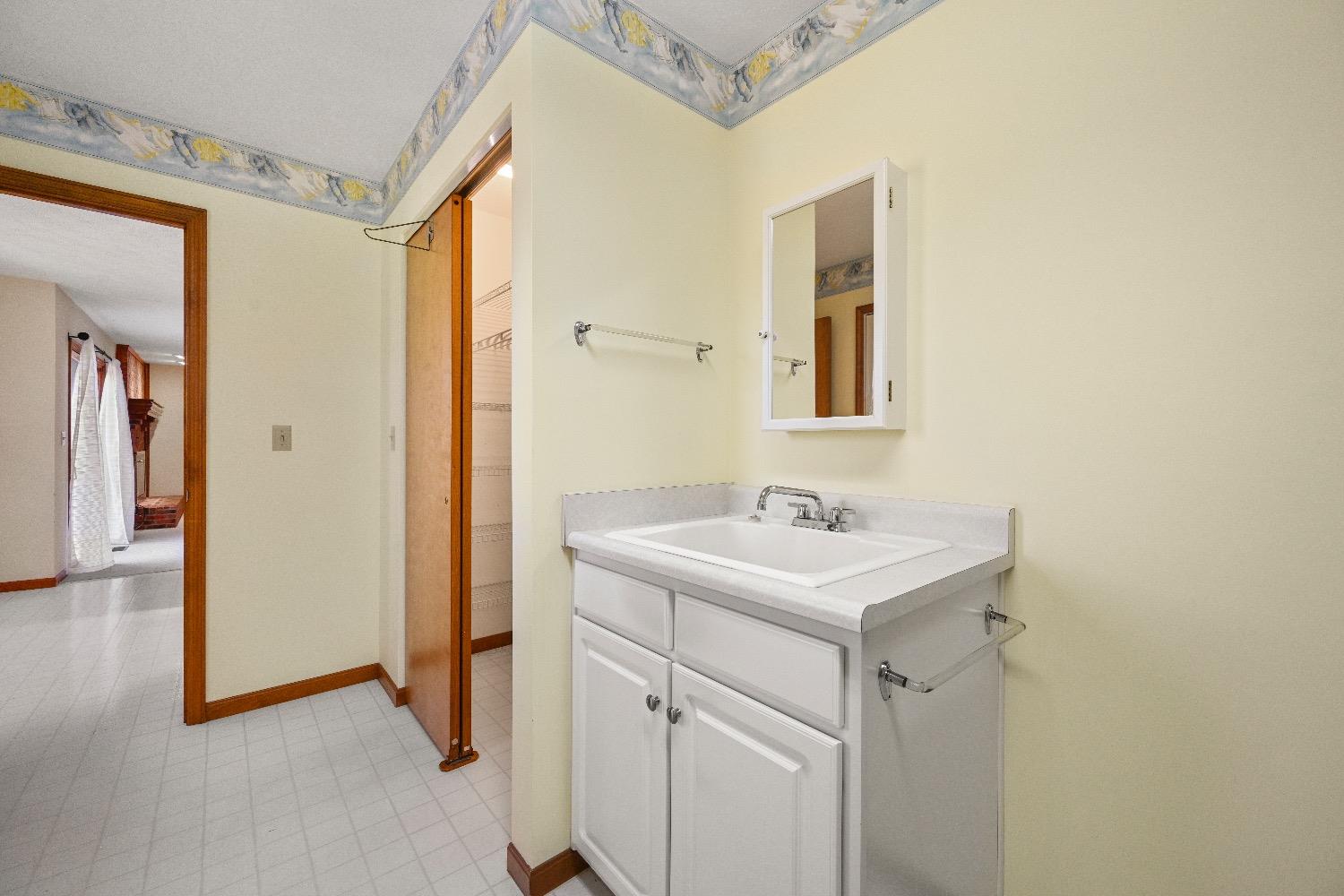 5160 Briar Ridge Drive Aurora, IN 47001 - Photo 24 of 51