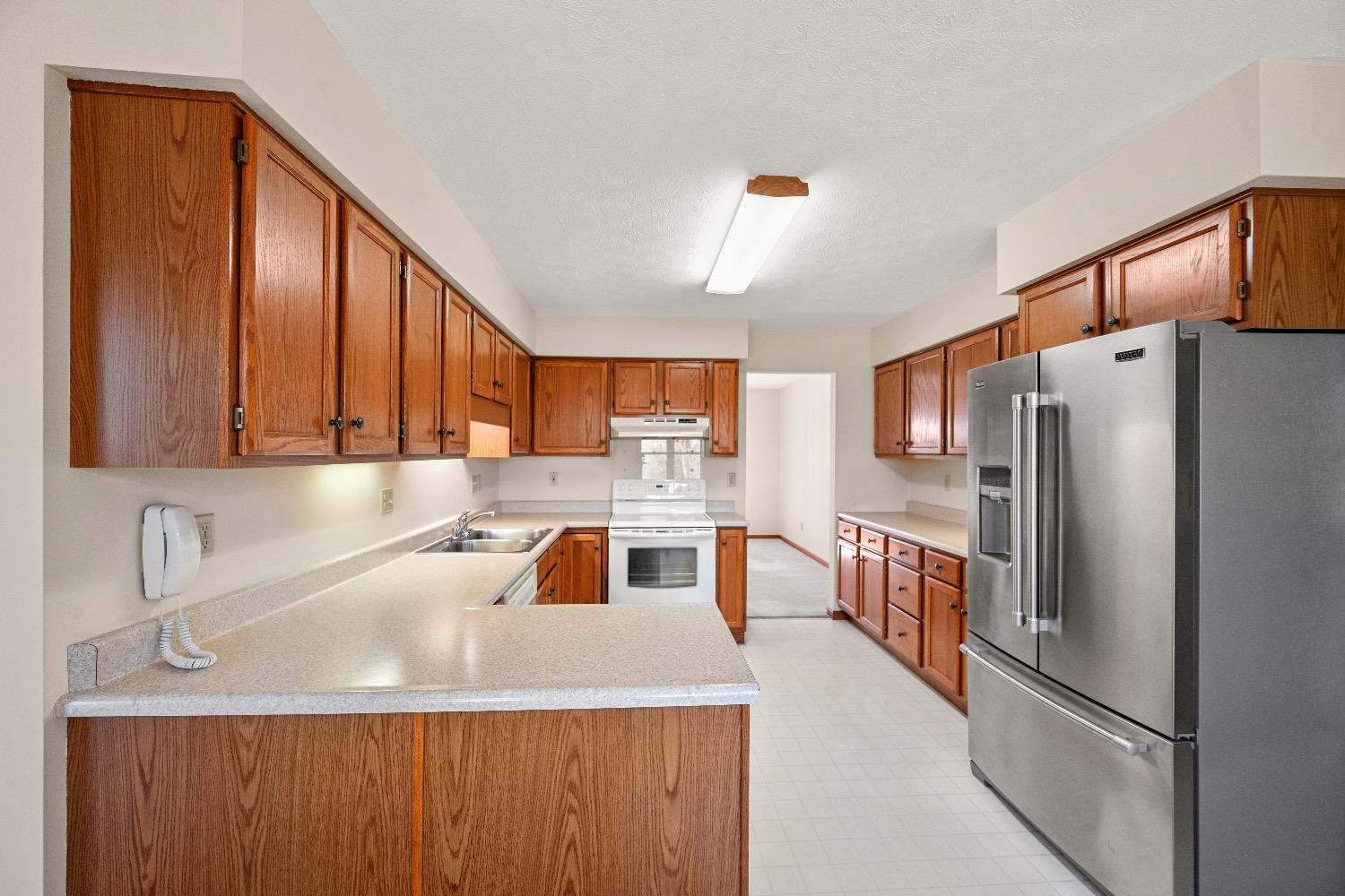 5160 Briar Ridge Drive Aurora, IN 47001 - Photo 9 of 51