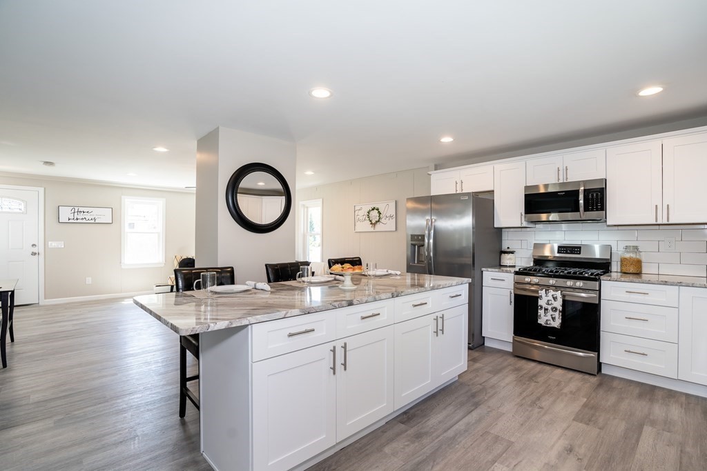 83 Westfield Road Holyoke, MA 01040 - Photo 1 of 41 Gallery Image 1