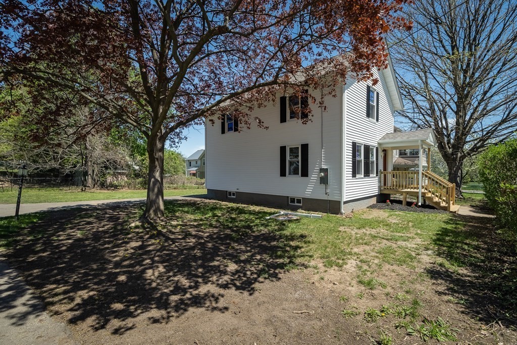 83 Westfield Road Holyoke, MA 01040 - Photo 40 of 41 Gallery Image 40