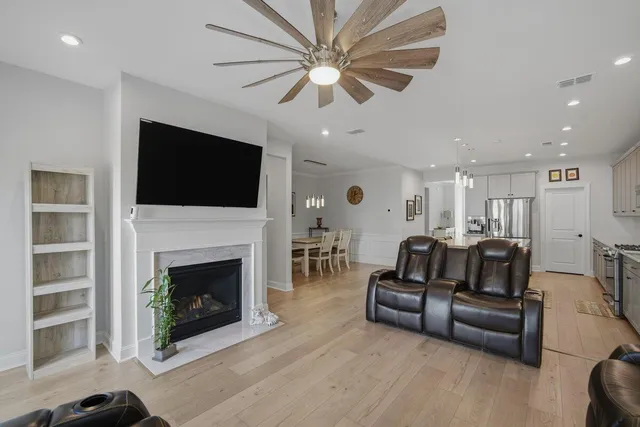 $425,000 | 410 Seaside Trail, Summerville, SC 29486