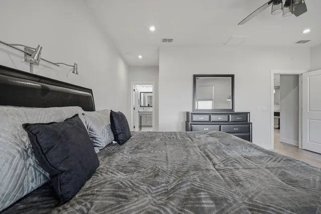 $425,000 | 410 Seaside Trail, Summerville, SC 29486