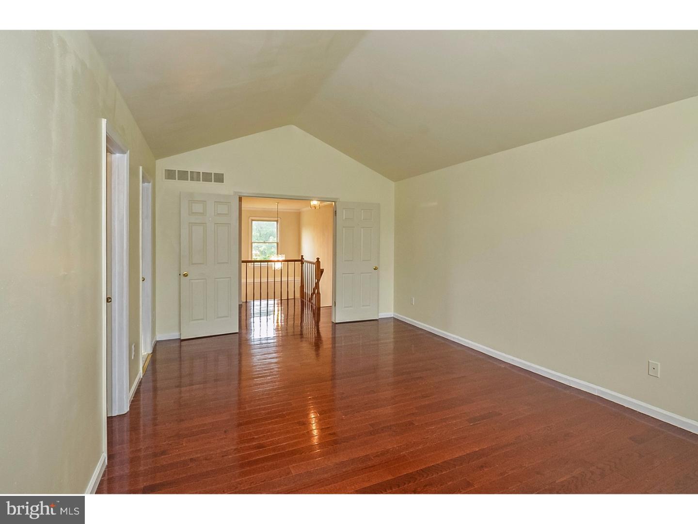 2267 Warner Road Lansdale, PA 19446 - Photo 14 of 25 Master Bedroom