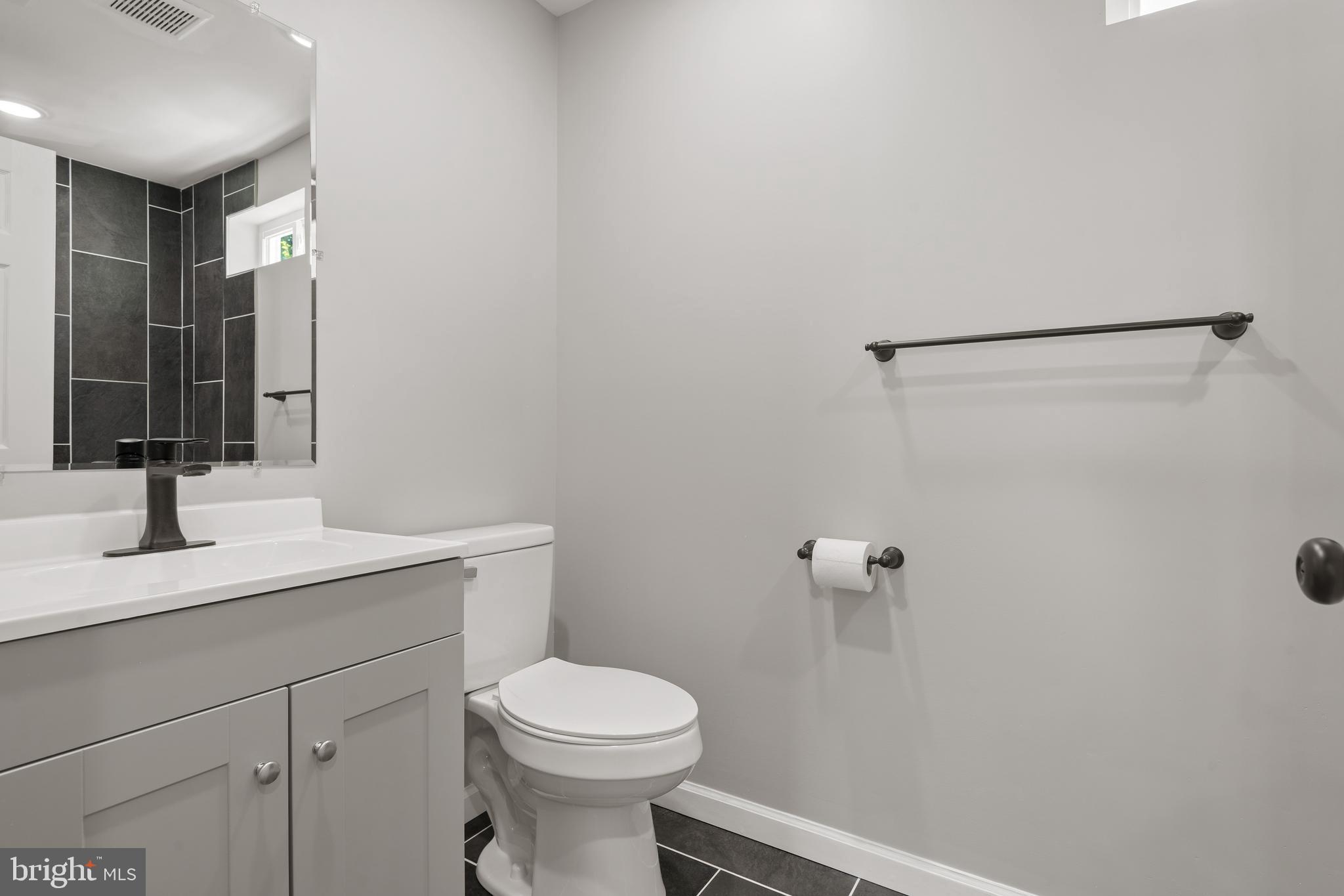 544 Lake Street Lancaster, PA 17603 - Photo 17 of 25 Gallery Image 17