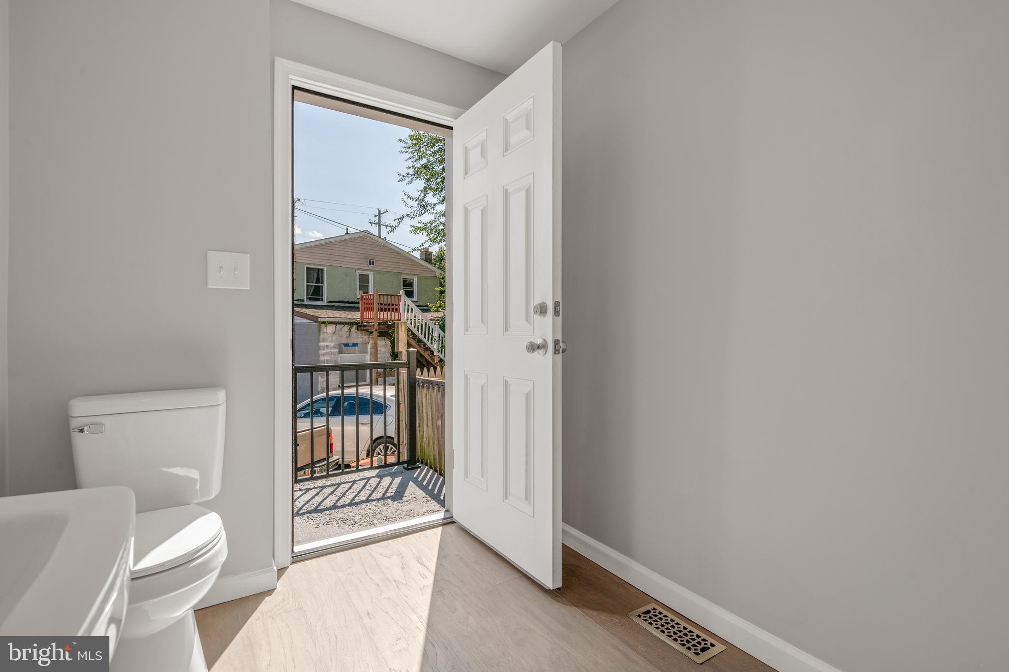 544 Lake Street Lancaster, PA 17603 - Photo 8 of 25 Gallery Image 8