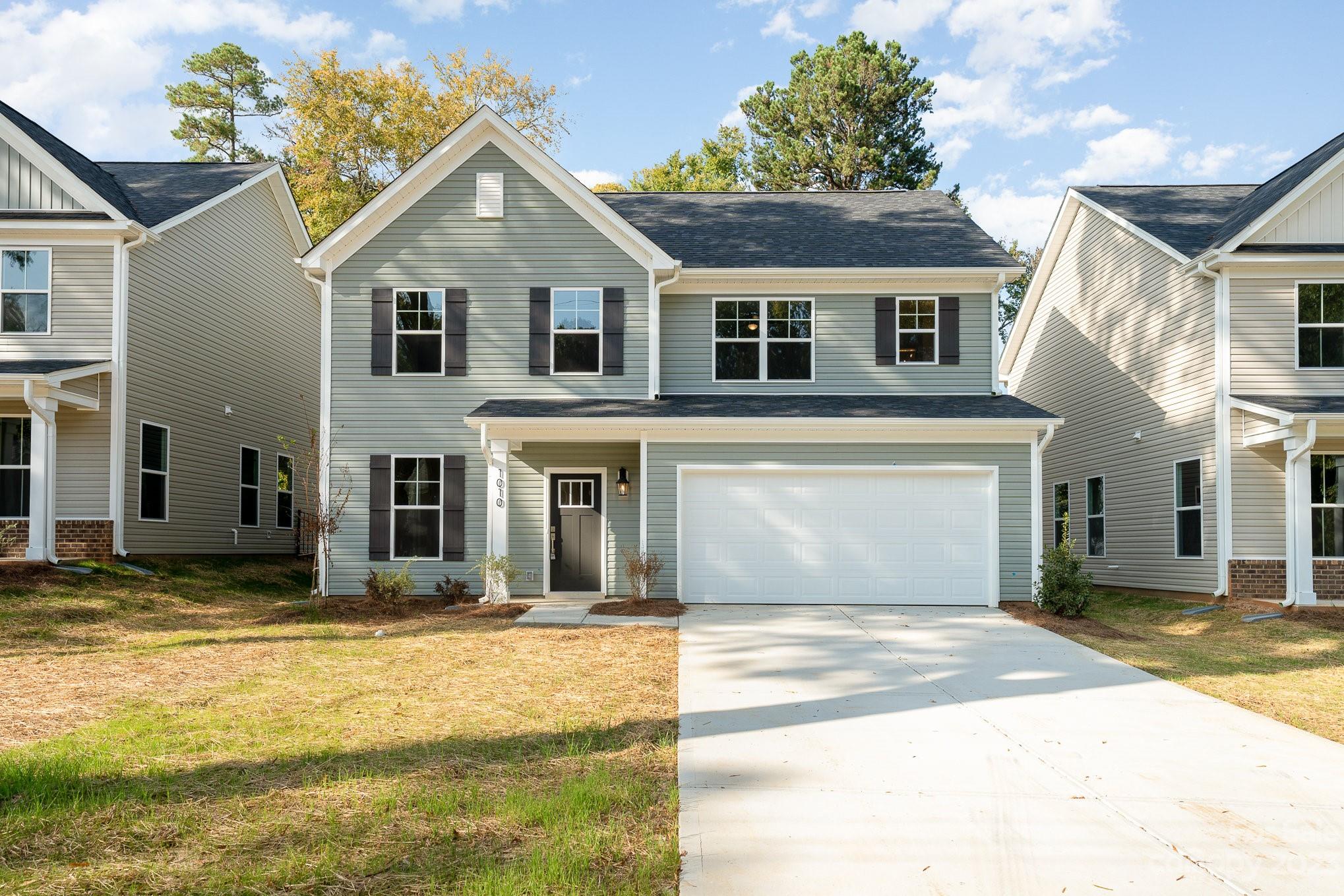1010 Helms Road Charlotte, NC 28214 - Photo 1 of 43 Gallery Image 1
