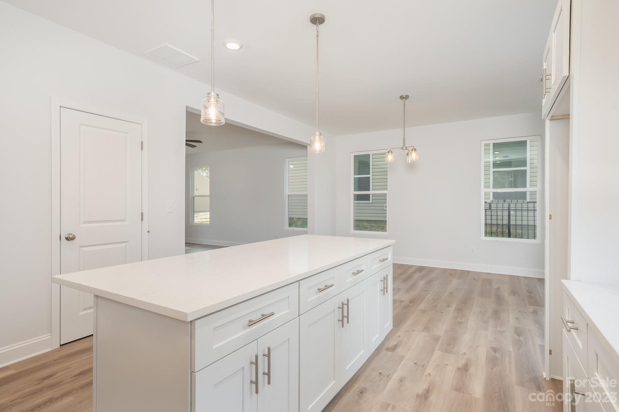 1010 Helms Road Charlotte, NC 28214 - Photo 16 of 43 Gallery Image 16