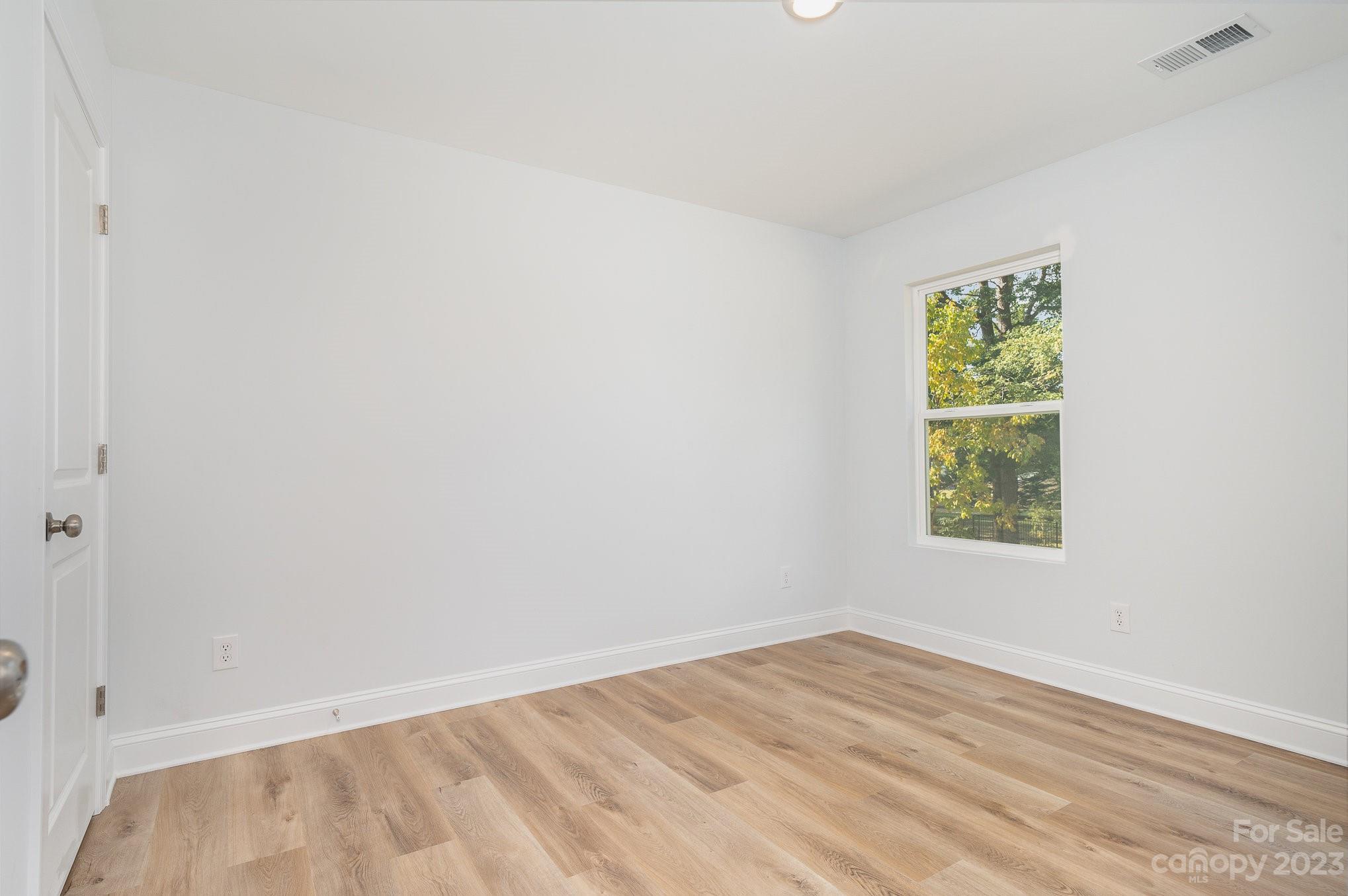 1010 Helms Road Charlotte, NC 28214 - Photo 27 of 43 Gallery Image 27