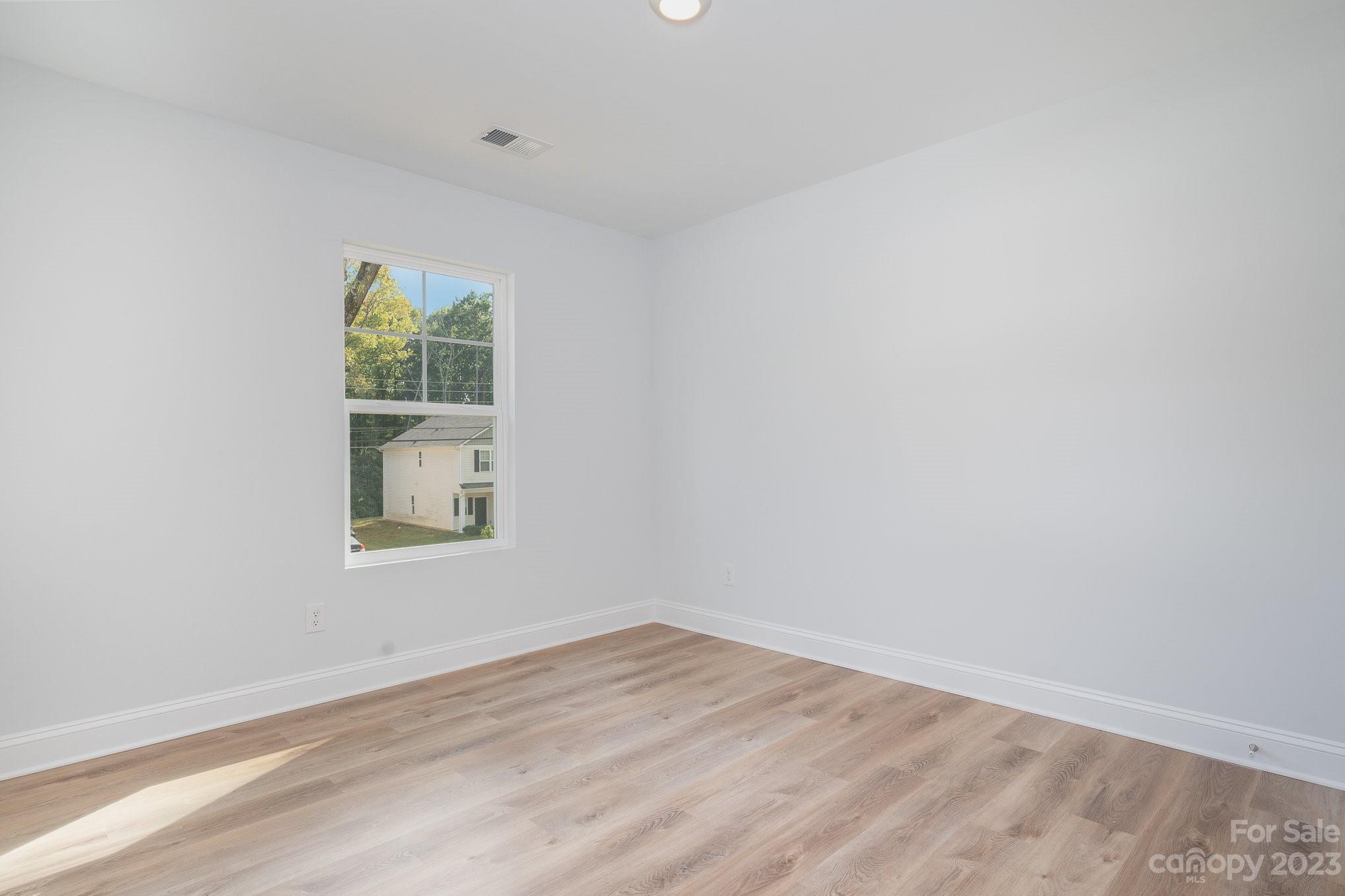 1010 Helms Road Charlotte, NC 28214 - Photo 29 of 43 Gallery Image 29