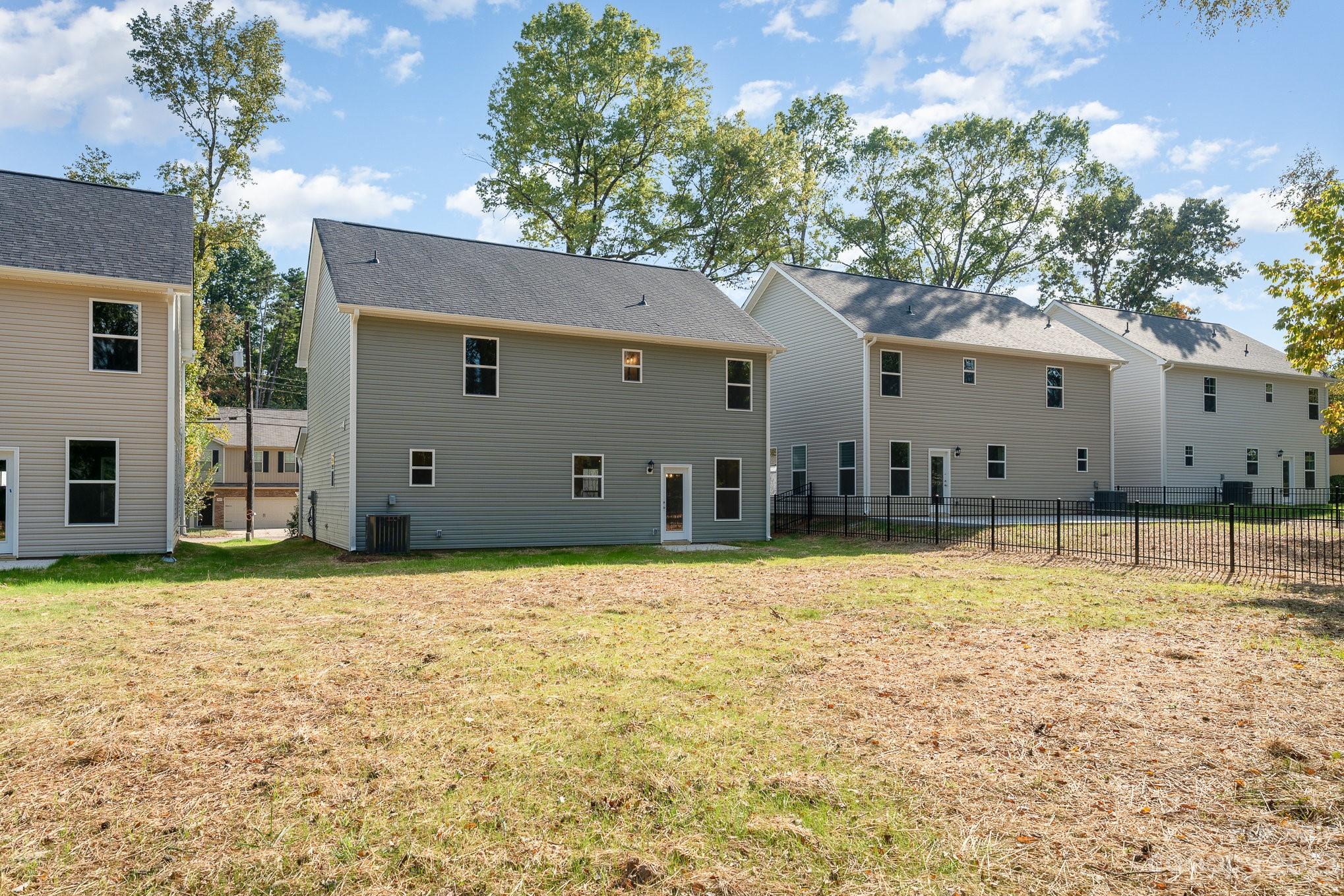 1010 Helms Road Charlotte, NC 28214 - Photo 38 of 43 Gallery Image 38