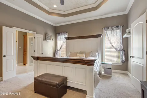 $335,000 | 305 Southlake Circle, Youngsville, LA 70592