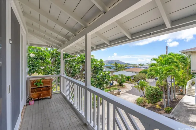 $3,500,000 | 298 Moomuku Place, Honolulu, HI 96821