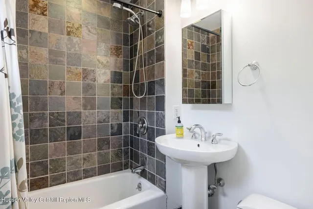 $2,950,000 | 235 California Quarry Road, Woodstock, NY 12498