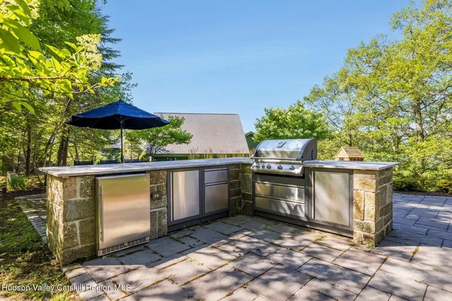 $2,950,000 | 235 California Quarry Road, Woodstock, NY 12498