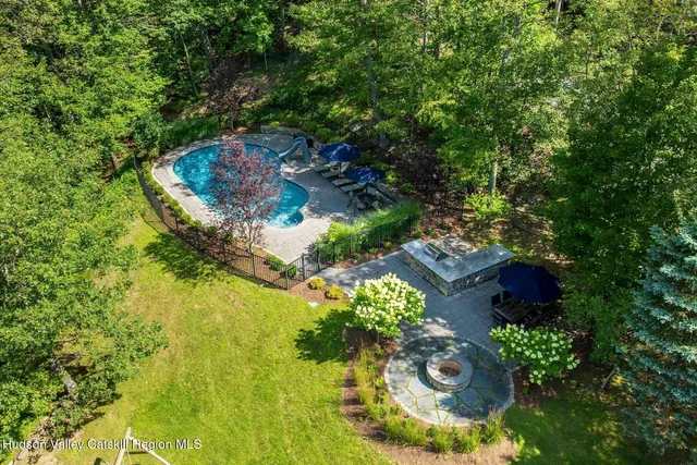 $2,950,000 | 235 California Quarry Road, Woodstock, NY 12498