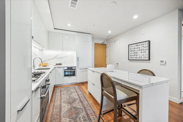 $3,200 | 44 East Avenue, Unit 2304, Austin, TX 78701