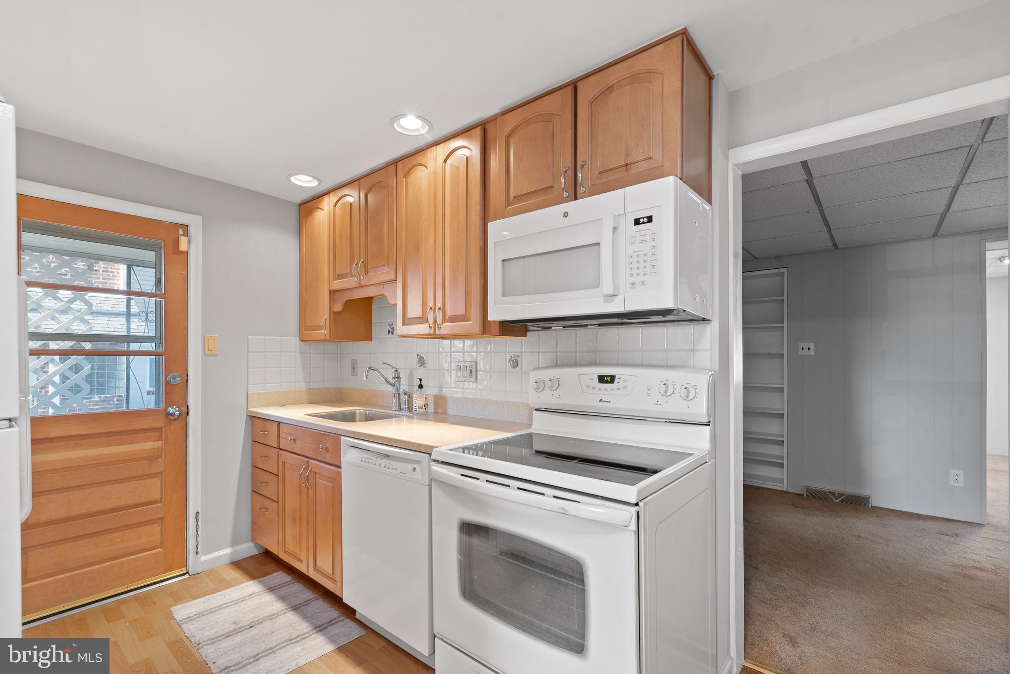 321 Inwood Road Ardmore, PA 19003 - Photo 4 of 25 Kitchen