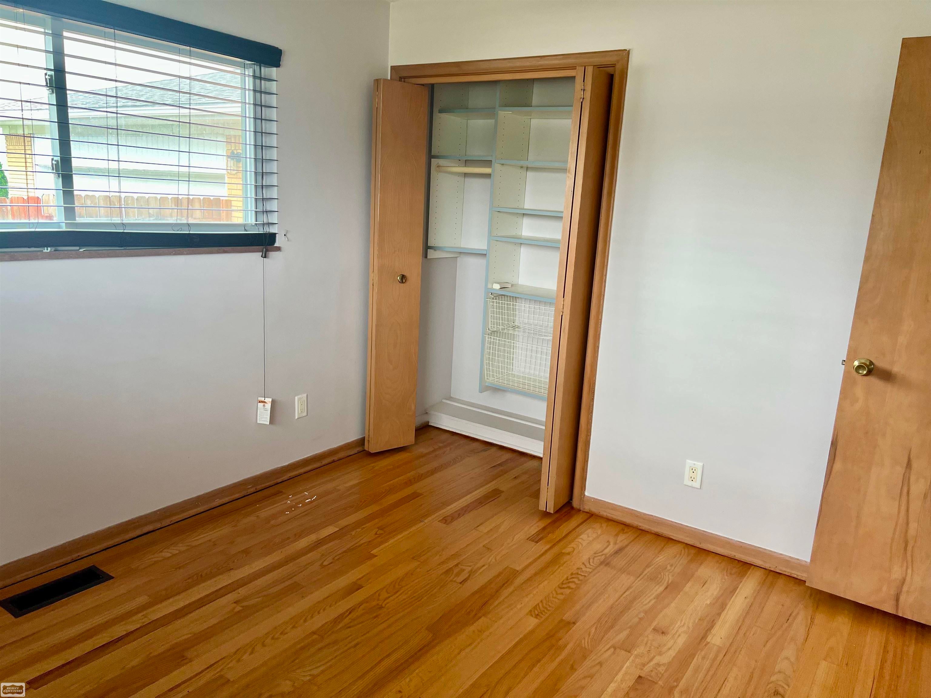 11266 Racine Road Warren, MI 48093 - Photo 12 of 19 Gallery Image 12