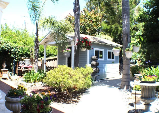 $2,099,000 | 3943 Exultant Drive, Rancho Palos Verdes, CA 90275