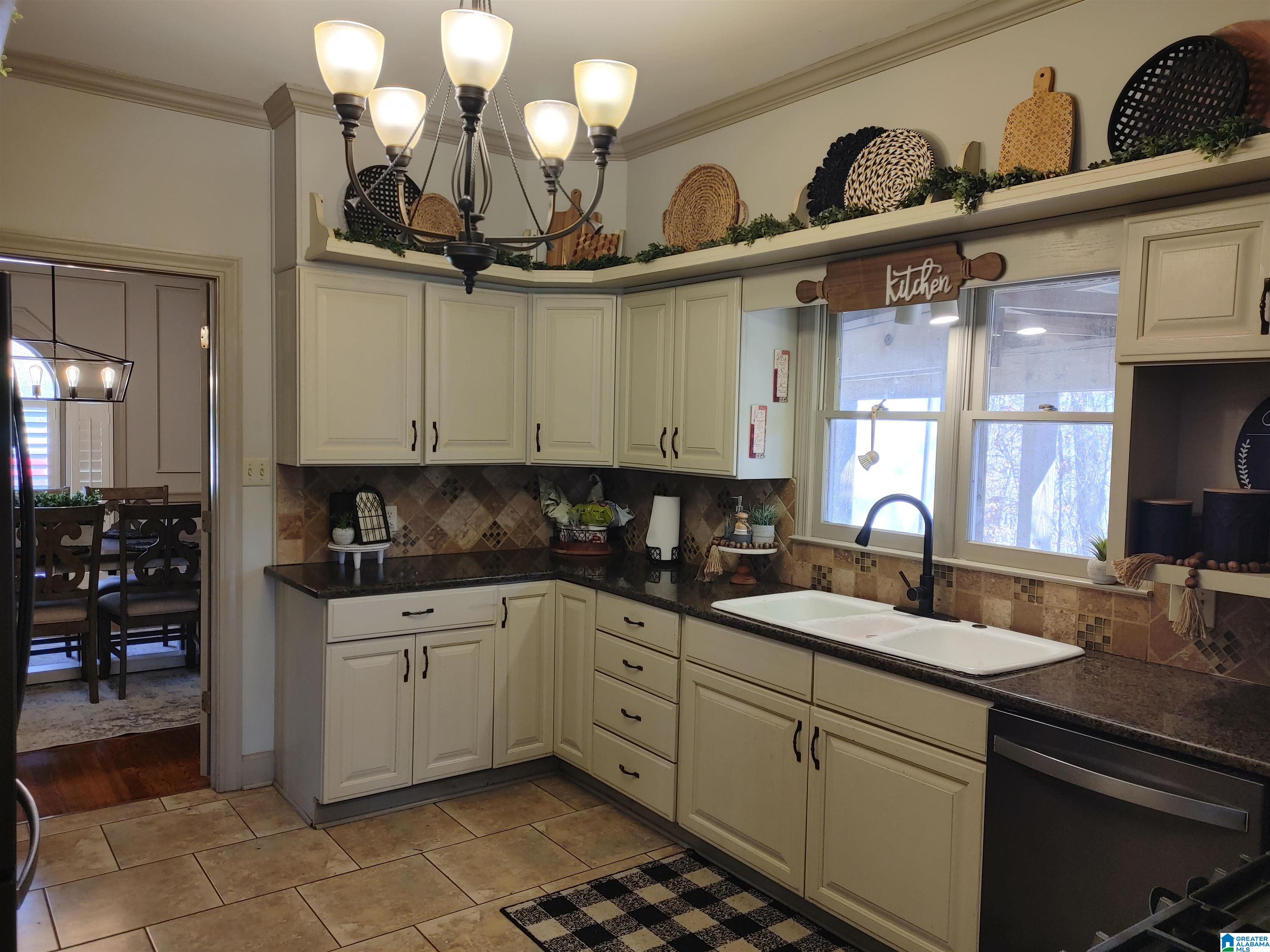 119 Rocky Ridge Road Sylacauga, AL 35150 - Photo 21 of 30 Gallery Image 21